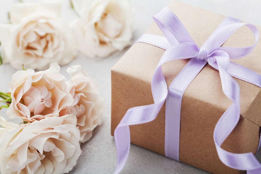 Excellent Wedding Gifts for Someone Who Has Everything