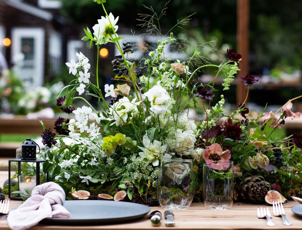 How to Choose the Perfect Arrangement from a Flower Shop in Brooklyn